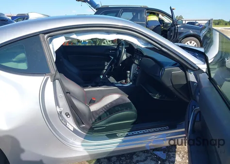 2019 Subaru Brz Limited из США, поврежденный, VIN JF1ZCAC11K9601706